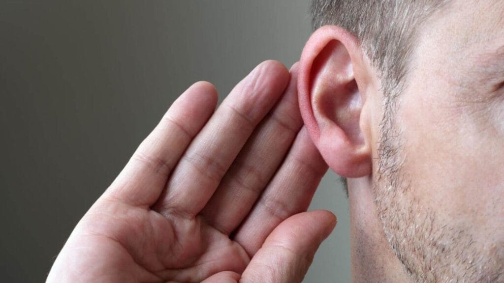 More frequent hearing aid use could help stave off dementia, experts suggest