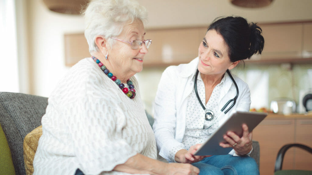 More senior living operators embracing electronic health options, study finds