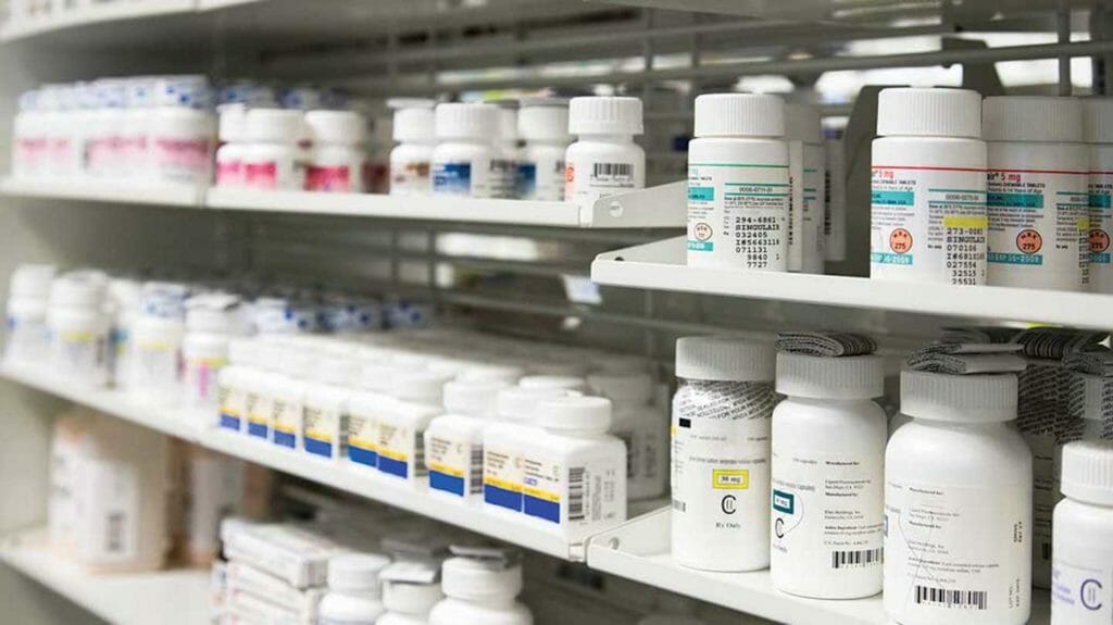 Long-term care pharmacies forced to borrow to buy resident drugs, close as intermediaries tighten grip on sector