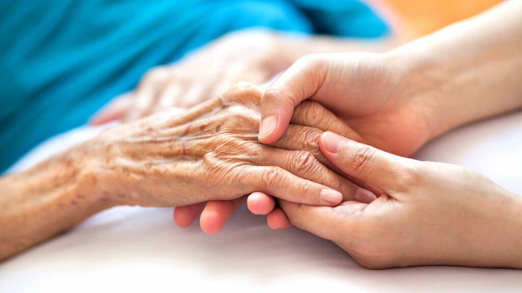 Preparing assisted living workers for resident death can improve job satisfaction, end-of-life care: study