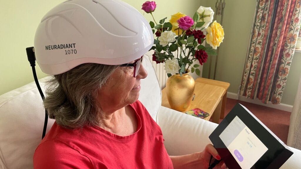 High-tech ‘bike-helmet’ part of emerging field of light therapy for dementia, Alzheimer’s